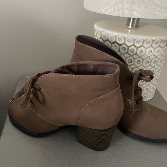 Brown Faux Leather Heeled Booties - Picture 2 of 6